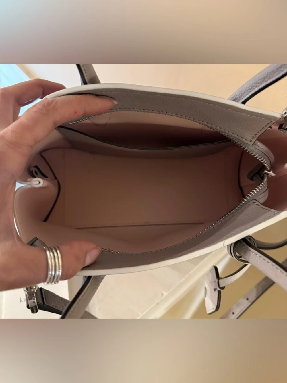 Kate Spade Eva Top Zip Satchel Soft Grey EUC - Picture 6 of 17